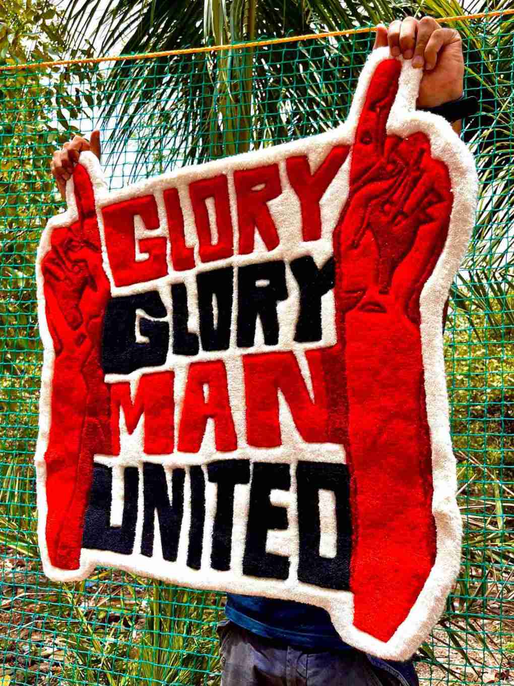 (SALE) Man Utd GGMU Custom Rug by Tuftplace