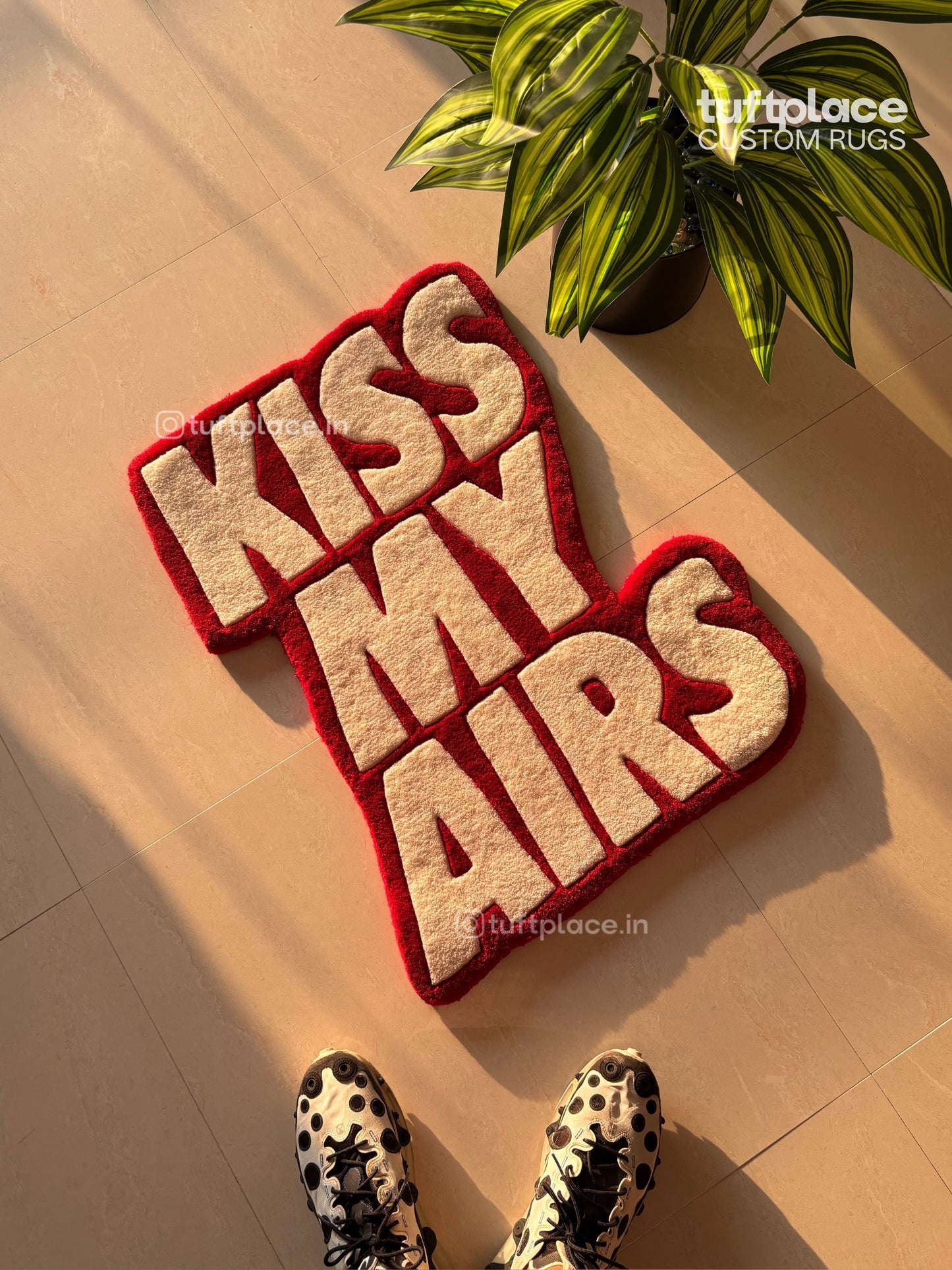 Kiss My Airs Custom Rug by Tuftplace