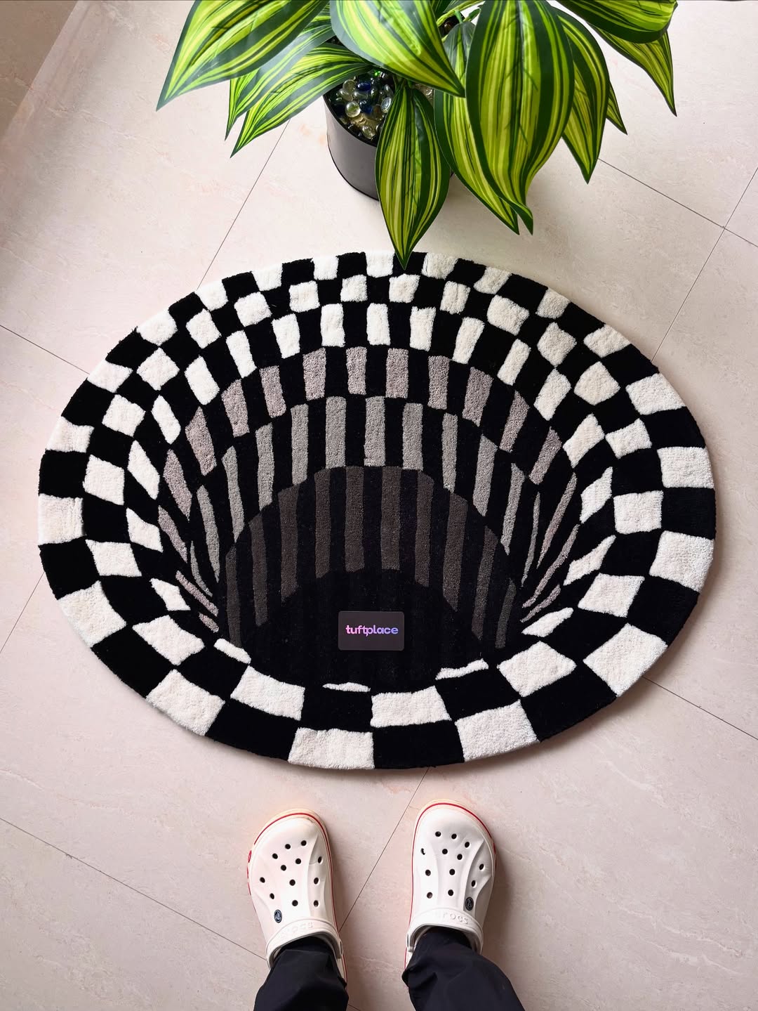 Illusion Custom Rug by Tuftplace